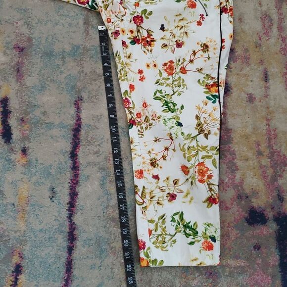 Disney Alice in Wonderland Through The Looking Glass Floral Print Women's Pants - Picture 10 of 13